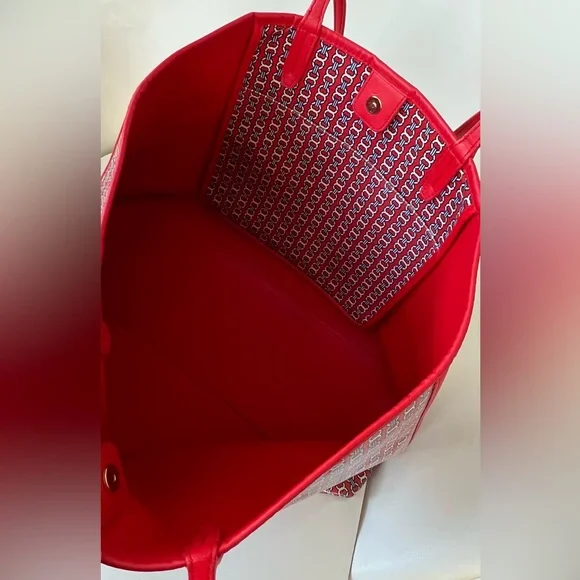 Tory Burch Gemini Link Large Red Logo Coated Canvas Vinyl Tote Bag - Picture 7 of 16